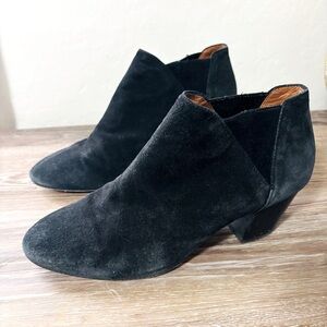 Aquatalia Women's Black Suede Ankle‎ Boots Size 8.5
